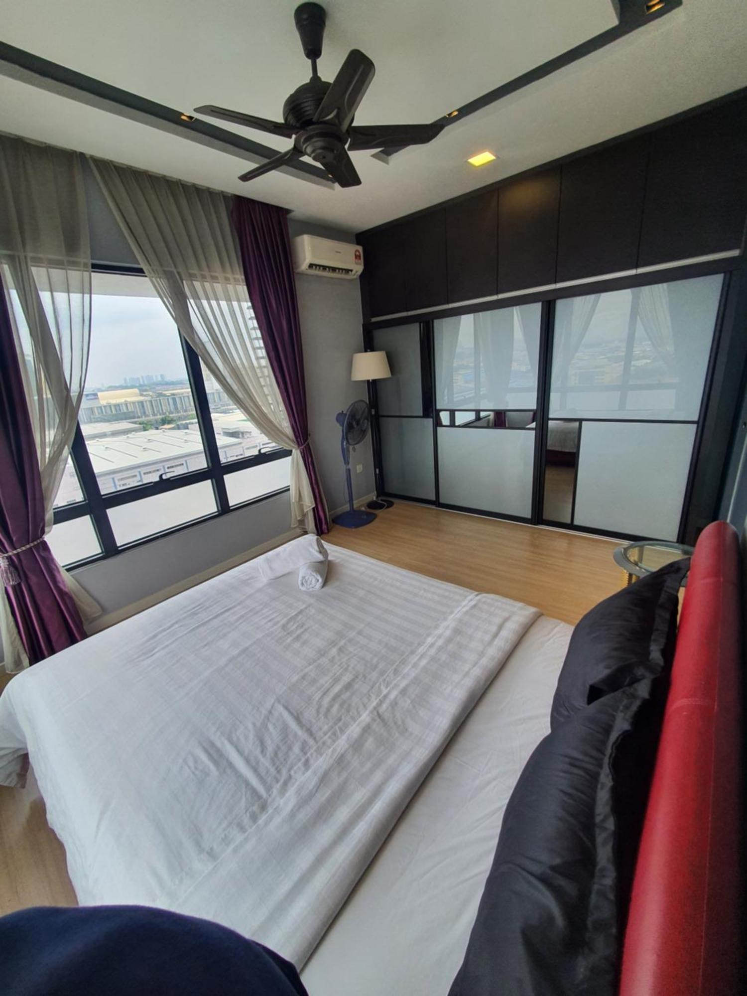 USJ One HomeStay @ Subang HomeStay Subang Jaya Bagian luar foto