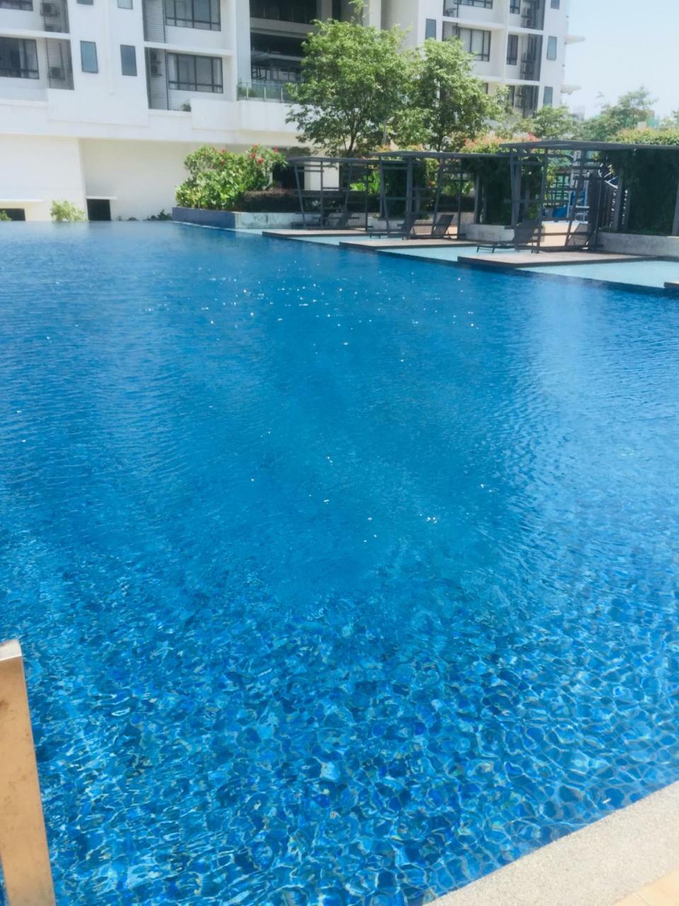 USJ One HomeStay @ Subang HomeStay Subang Jaya Bagian luar foto