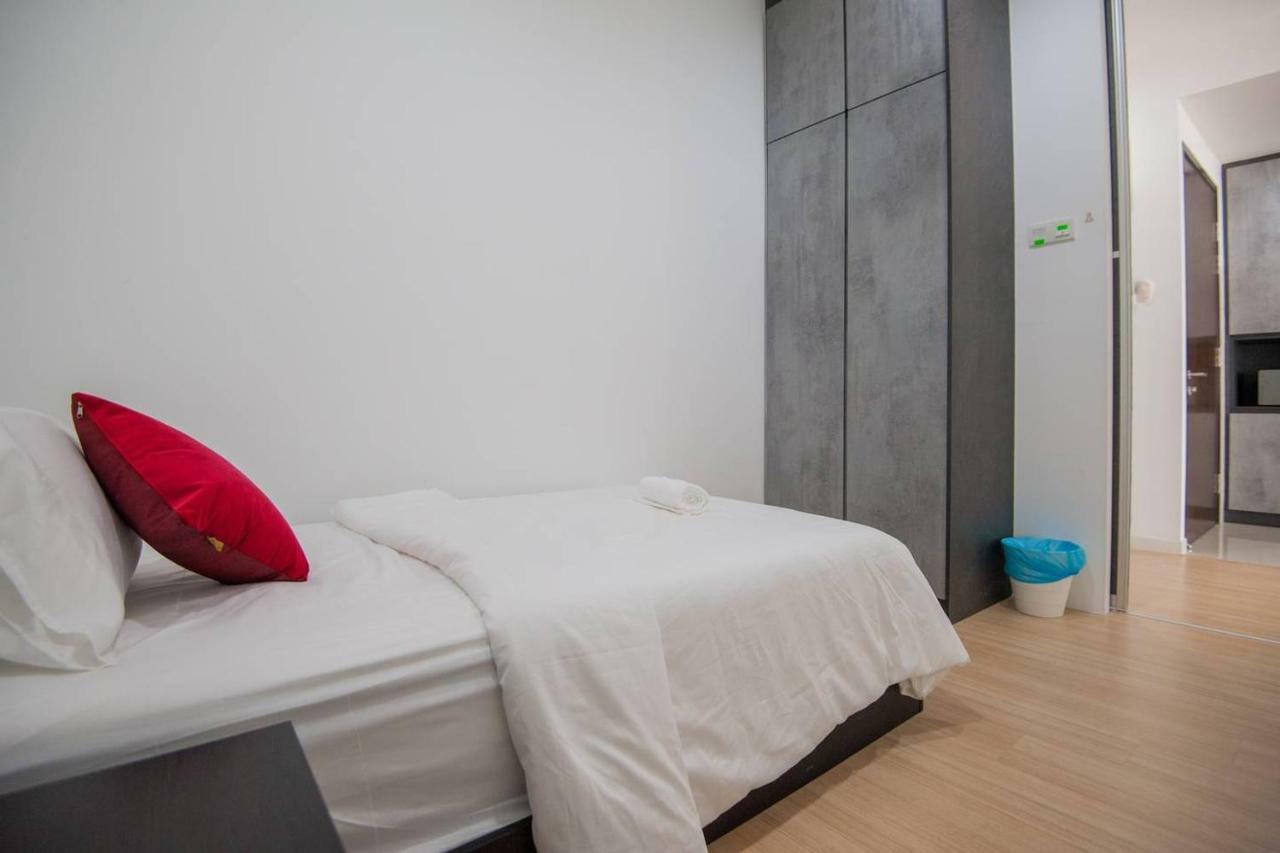 USJ One HomeStay @ Subang HomeStay Subang Jaya Bagian luar foto