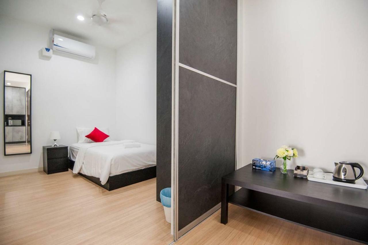 USJ One HomeStay @ Subang HomeStay Subang Jaya Bagian luar foto